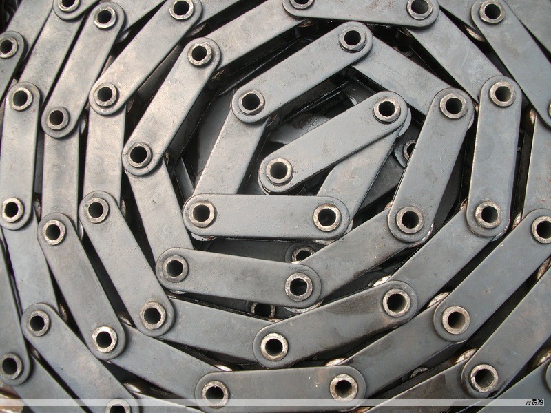 四川商投集团以成都为核心、辐射全省乃至全国，构建云仓物流网，致力于打造国有供应链的综合服务平台，聚焦保障民生、促进消费、服务产业、引领开放的使命，努力成为全国一流的现代供应链投资运营集团。