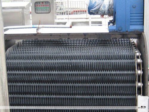 本课程以最新技术栈为基础，面向Java开发者提供一整套企业级应用的全栈实战方案。课程涵盖后端微服务、前端基于Vue.js的实现、数据库设计、Nginx反向代理配置以及云端部署要点，全面梳理现代Java全栈开发的核心技术与实战要领。通过系统性实践，学习者能够从环境搭建、代码实现到上线部署形成完整技能链，显著提升实际工程能力。