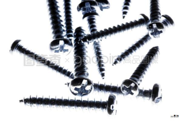 为应对近期国内疫情多点散发对产业链的影响，提升上下游协同与产供销能力，结合搭建供需对接平台的工作要求，天津市工信局组织召开了新材料产业链焊接材料对接交流会。参与单位涵盖金桥焊材、大桥焊材、一重天津、立林机械、中建钢构、红光实业、海油工程、以及中石化四建、中冶天工等上下游企业，同时还有金融保险机构与焊接行业协会参与。