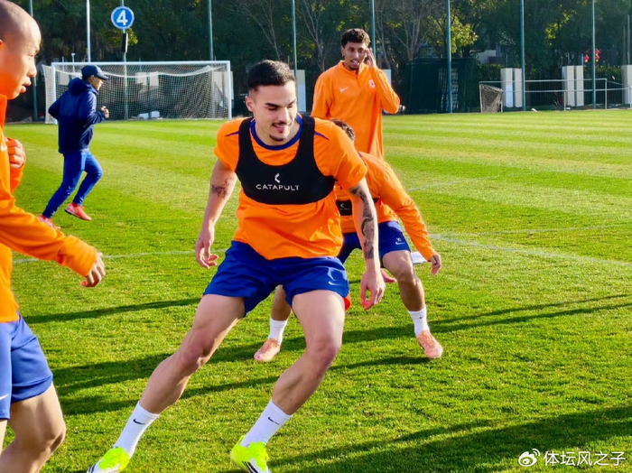 山东泰山2-1力克北京国安 阿尔瓦罗成后防定海神