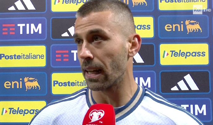 意大利队10人应战点球大战仍遭淘汰 斯皮纳佐拉